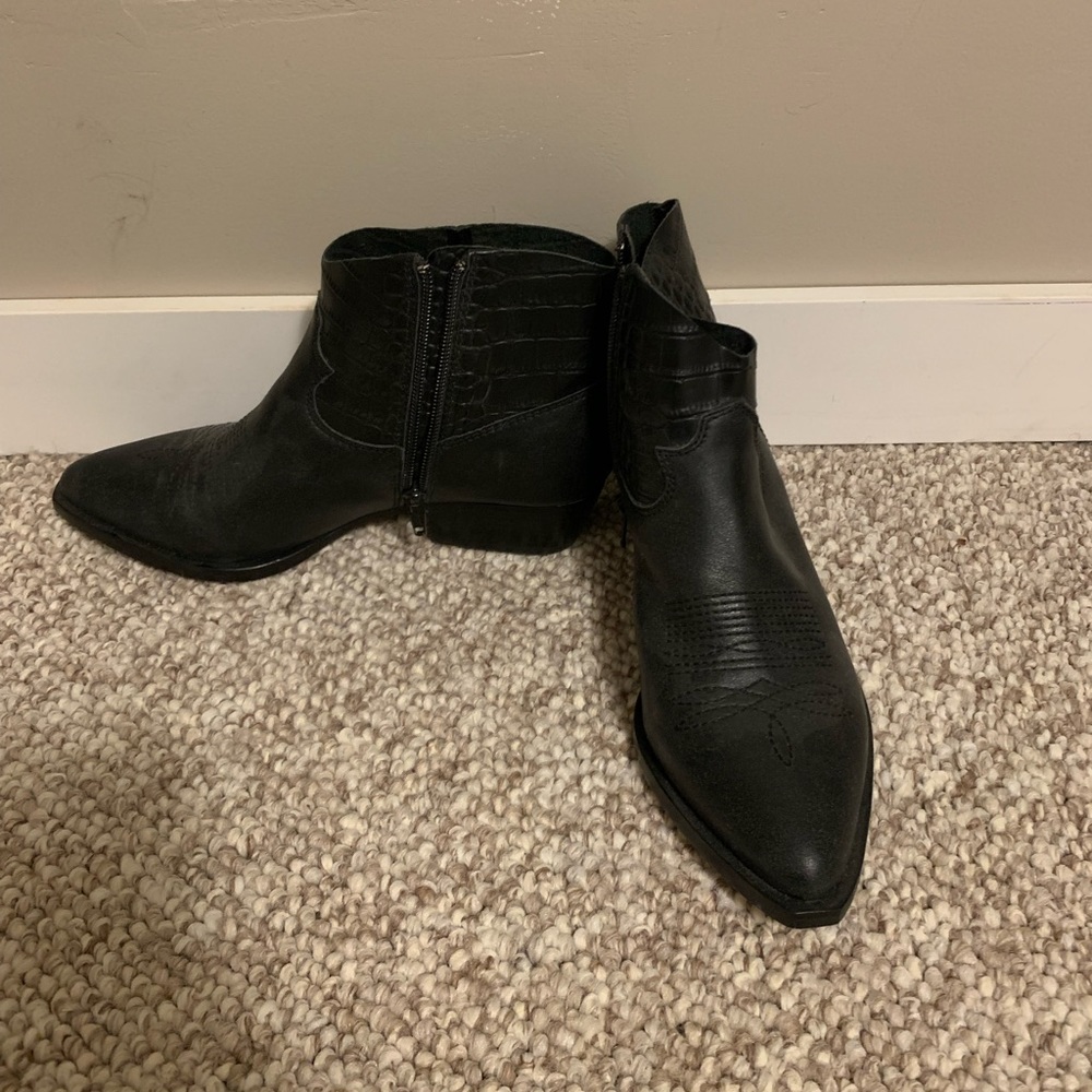 Gianna Bini boots